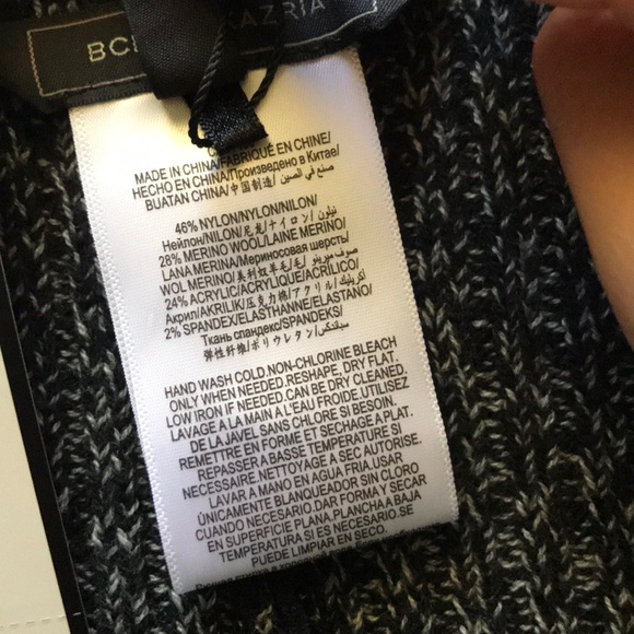 Brand new BCBG knitted flared pants - Picture 4 of 4